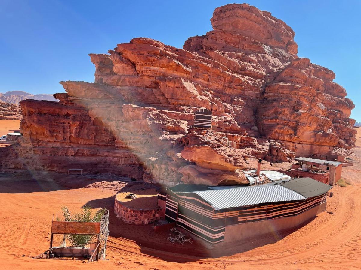 Sunrise camp Hotel Wadi Rum Exterior foto