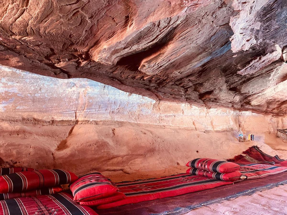 Sunrise camp Hotel Wadi Rum Exterior foto