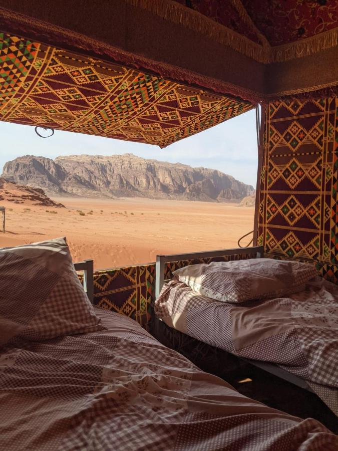 Sunrise camp Hotel Wadi Rum Exterior foto