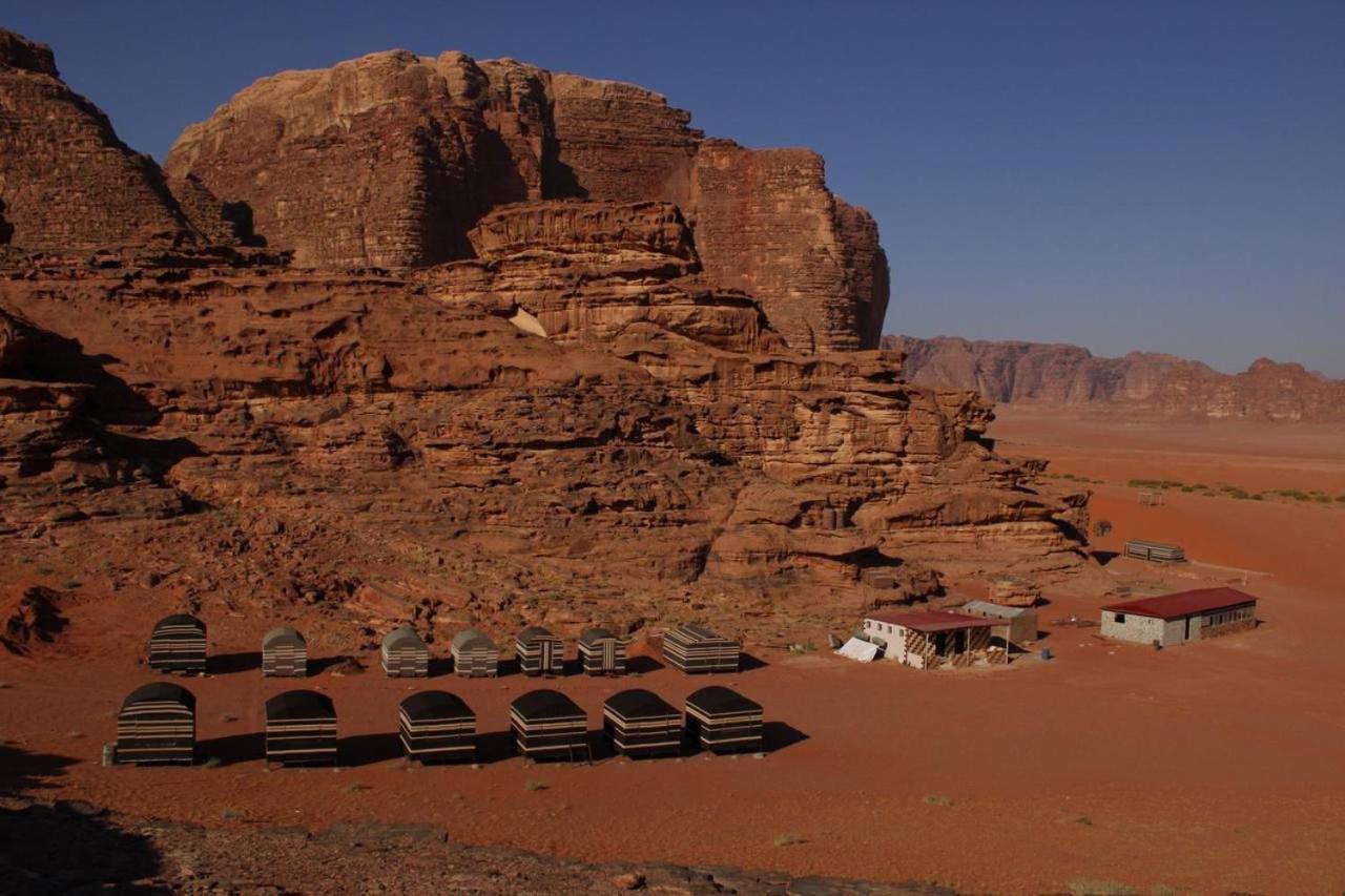 Sunrise camp Hotel Wadi Rum Exterior foto