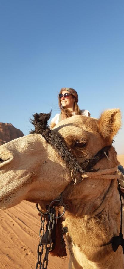 Sunrise camp Hotel Wadi Rum Exterior foto